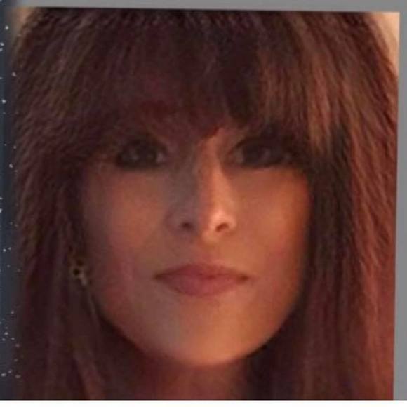 Meet your Posher, Tracy - Picture 1 of 1